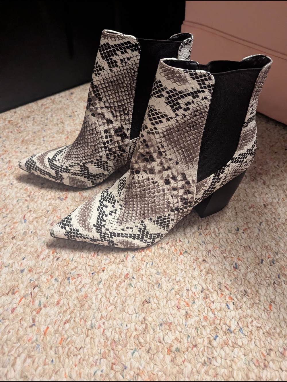 Qupid Snake-Print Pointed Toe Ankle Boots - Black/White